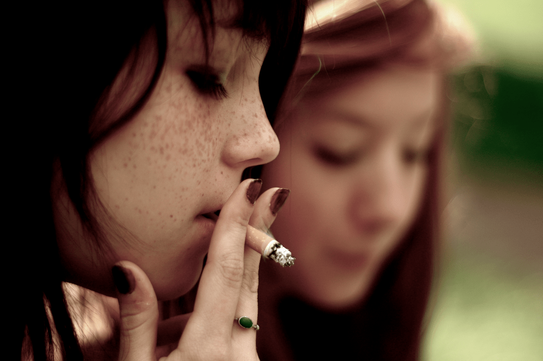 защо тийнейджърите пушат